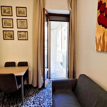 Con Terrazza Privata Nel Cuore Di - Ztl Free סיינה