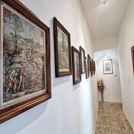 Con Terrazza Privata Nel Cuore Di - Ztl Free דירה *