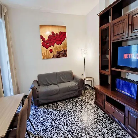 Con Terrazza Privata Nel Cuore Di - Ztl Free סיינה