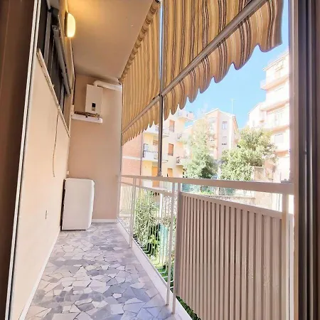 Con Terrazza Privata Nel Cuore Di 公寓