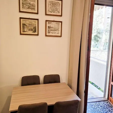 Con Terrazza Privata Nel Cuore Di - Ztl Free