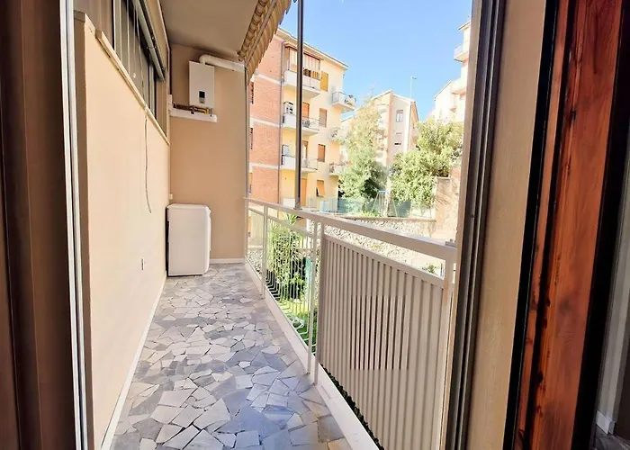 Con Terrazza Privata Nel Cuore Di - Ztl Free * Сиена