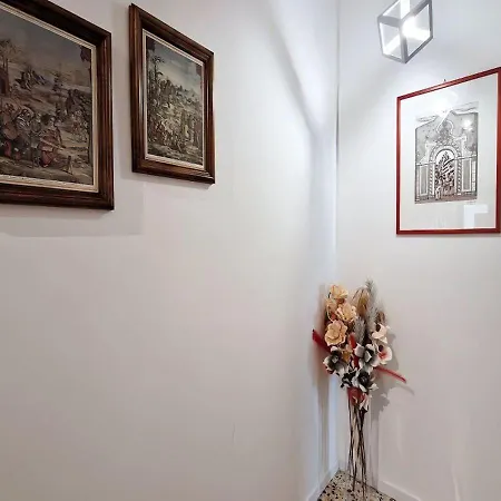 Con Terrazza Privata Nel Cuore Di - Ztl Free